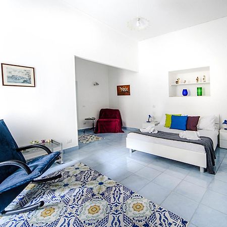 Gocce Villas - Il Limoncello Historical Center Of เนเปิลส์ ภายนอก รูปภาพ