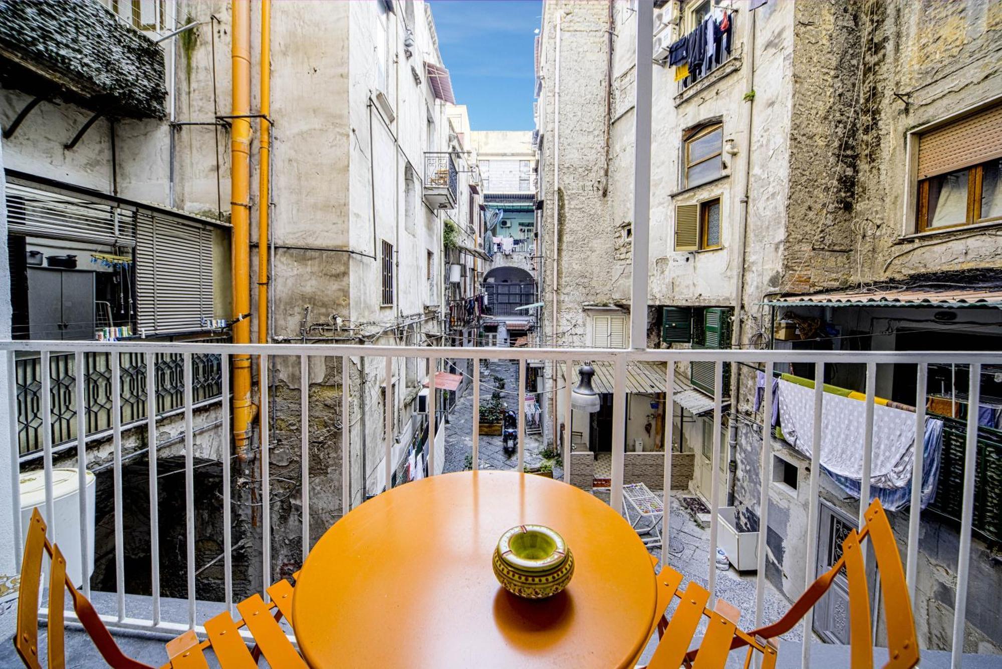 Gocce Villas - Il Limoncello Historical Center Of เนเปิลส์ ภายนอก รูปภาพ